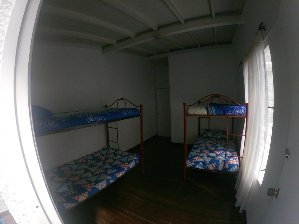 Le VI Hostal Медельїн Екстер'єр фото